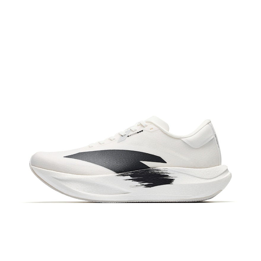 ANTA Zone 2 Heart Rate SE ランニン - Sneaker Zone のレビューと価格